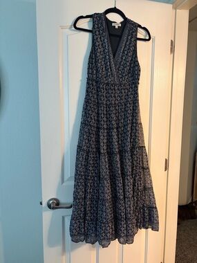 Max Studio Sleeveless Navy Patterned V-Neck Maxi Dress
